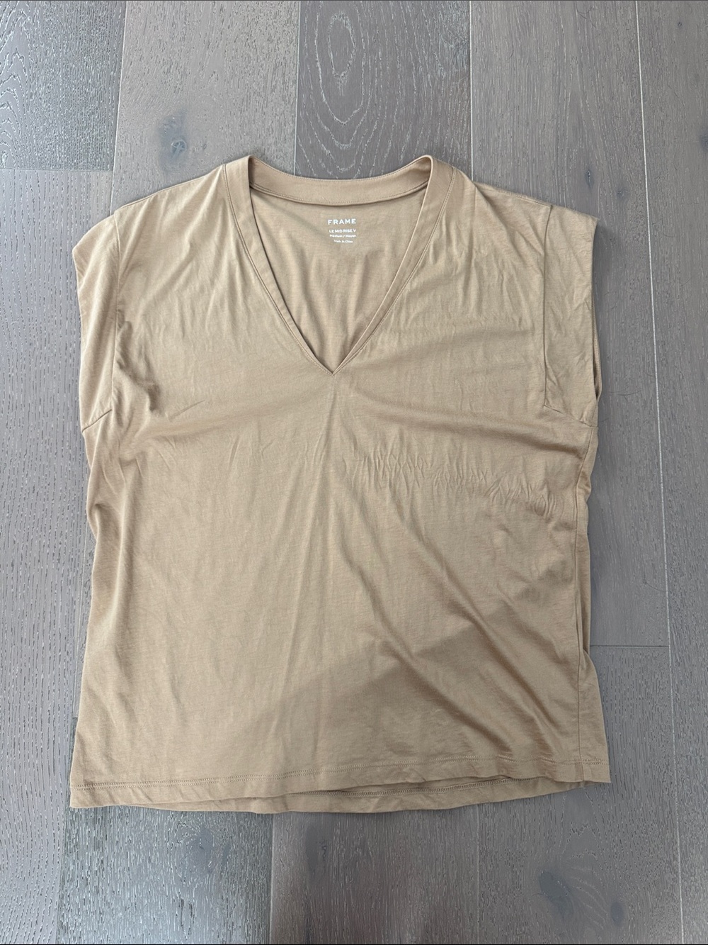 Frame Le Mid V Neck Tee